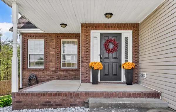 1448 Rustys Ln, Clarksville, TN 37042