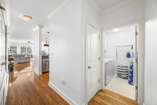 3520 CENTRAL AVE #209, Memphis, TN 38111