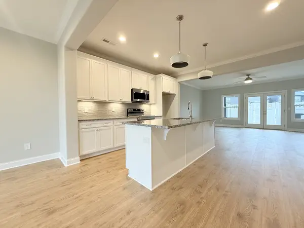 1329 Rebecca Johns Dr, Murfreesboro, TN 37128