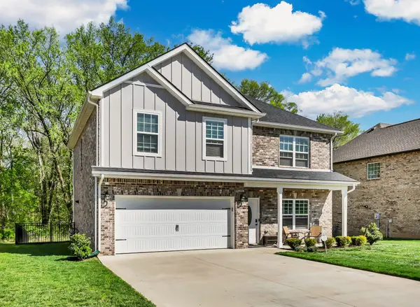1783 Oak Forest Dr, Clarksville, TN 37043