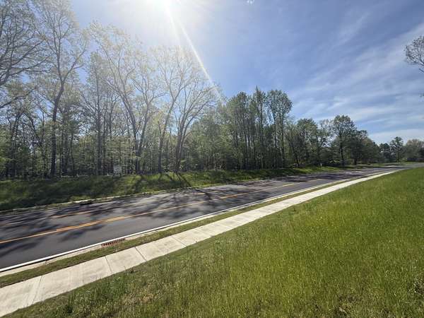 0 Dunbar Cave Rd, Clarksville, TN 37043
