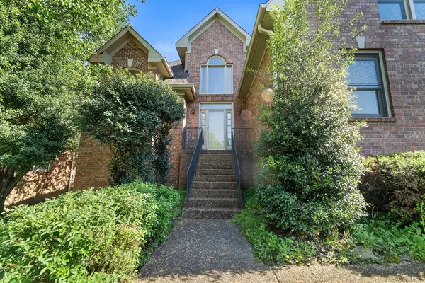 501 S Lakeridge Pl, Nashville, TN 37214