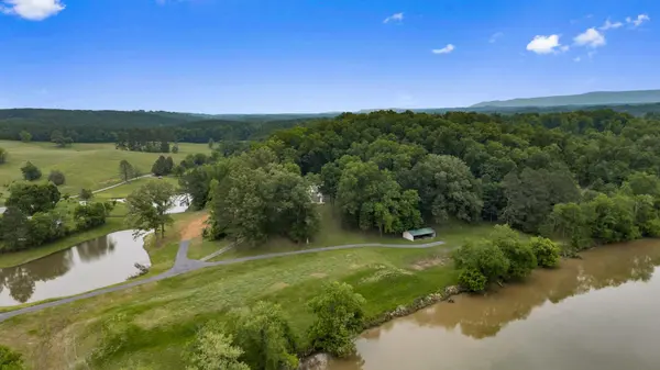 681 Pinhook Road, Calhoun, TN 37309
