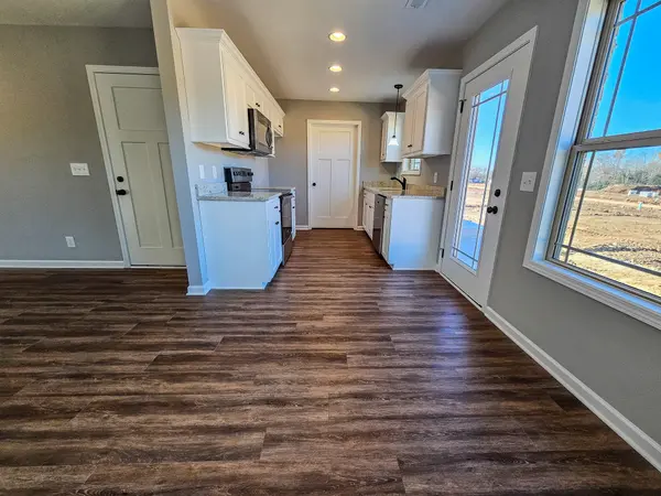 1505 Green Ln, Shelbyville, TN 37160