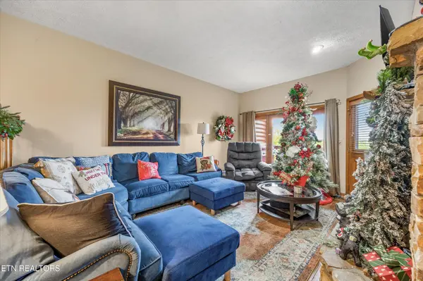 2044 Hickory Ridge Way #3334, Sevierville, TN 37862