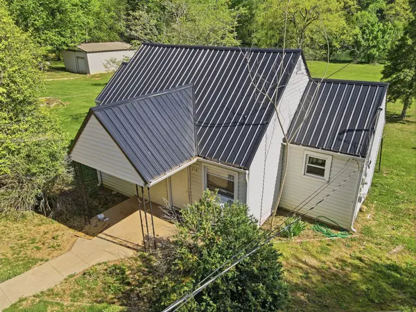 212 Westwood Dr, Mcminnville, TN 37110