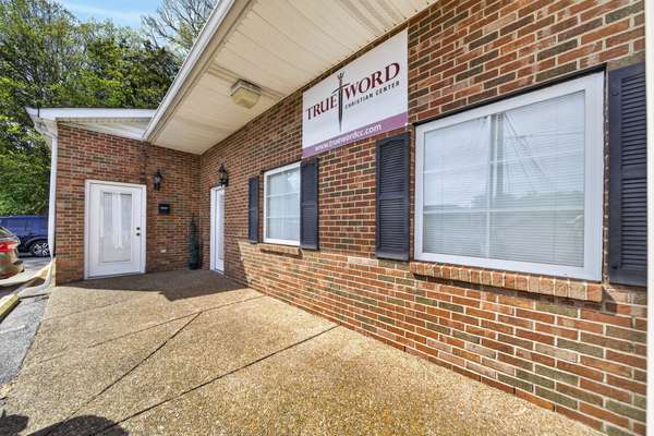 4979B Lebanon Pike, Old Hickory, TN 37138