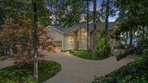 305 Keck Ln, Buchanan, TN 38222