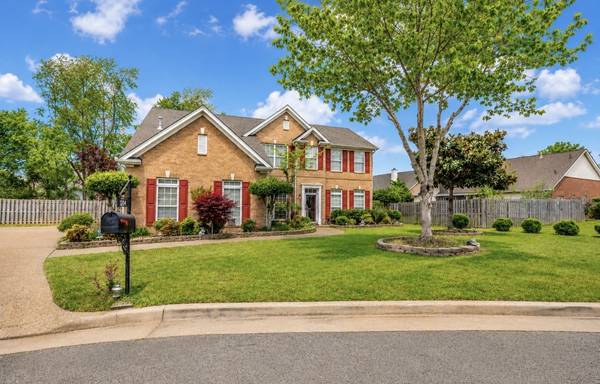 1204 Misty Glen Ct, Old Hickory, TN 37138