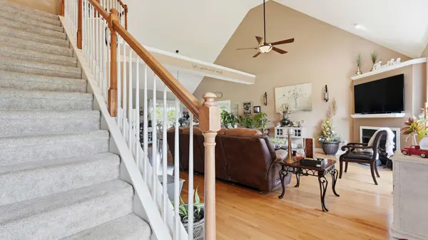 4046 Summit Dr, Greenbrier, TN 37073