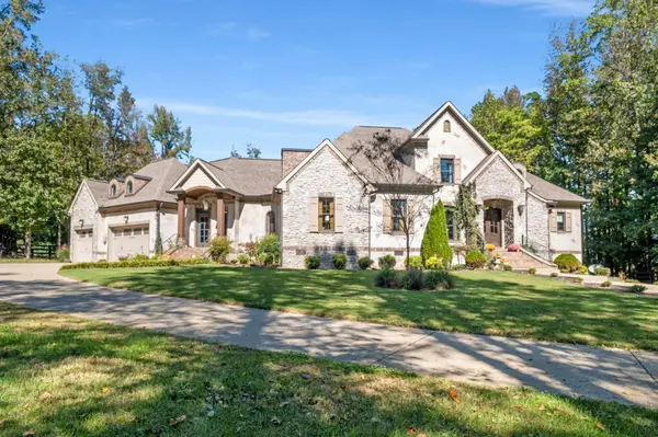 7101 Hardwood Ln, College Grove, TN 37046