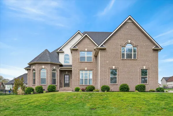 100 Hayward Fields Dr, Clarksville, TN 37043