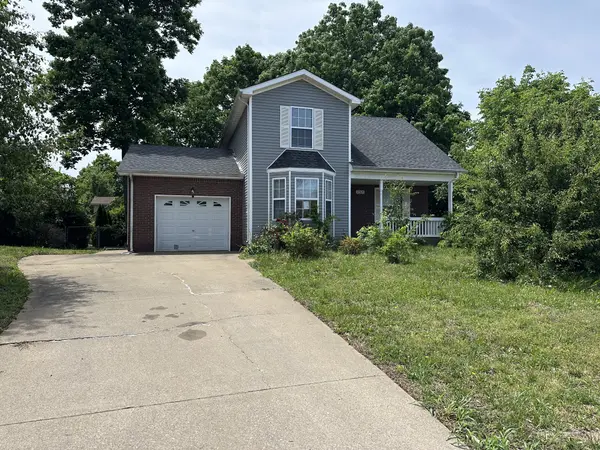 2504 Rafiki Dr, Clarksville, TN 37042