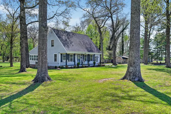 190 Hooper Rd, Smithville, TN 37166