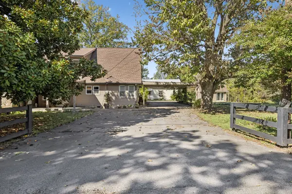 701 Hafner Rd, Charlotte, TN 37036