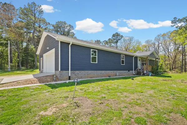 1549 Trace Creek Rd, Mc Ewen, TN 37101