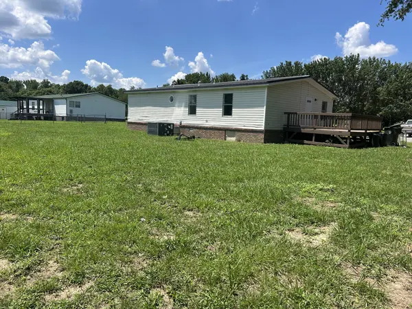21 Country Dr, Fayetteville, TN 37334