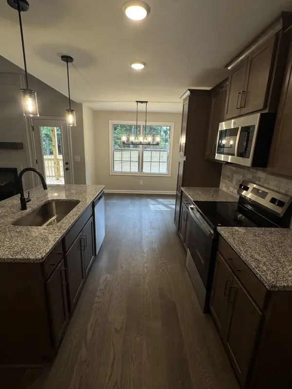 318 Tisha Ct, Clarksville, TN 37042
