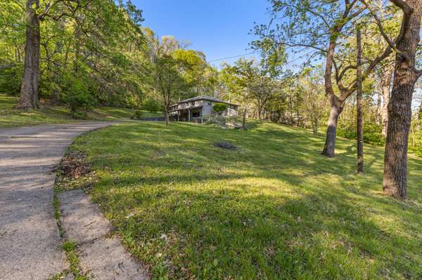 7680 Charlotte Pike, Nashville, TN 37209