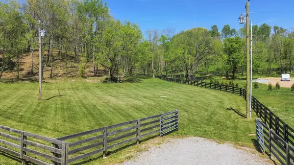 1 Johnson Hollow Road, Thompsons Station, TN 37179