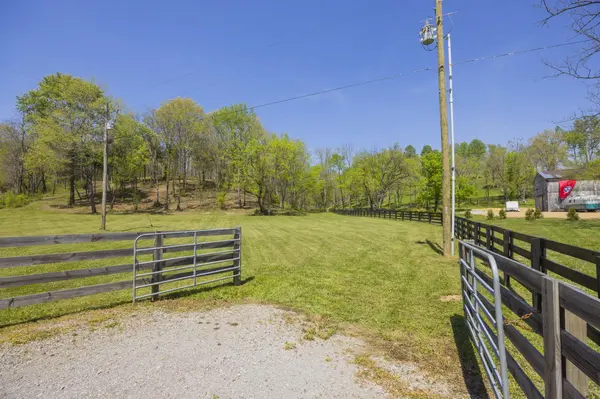 1 Johnson Hollow Road, Thompsons Station, TN 37179