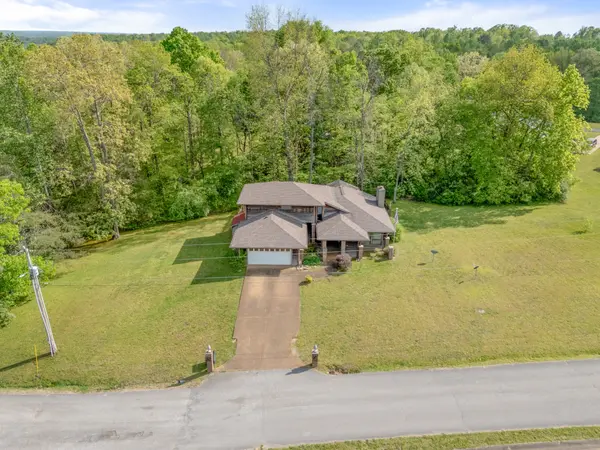 1212 Rosewood Dr, Centerville, TN 37033
