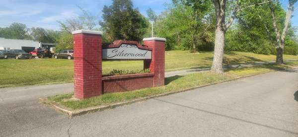 1212 Rosewood Dr, Centerville, TN 37033