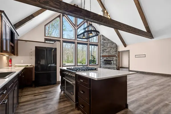 31 Reeves Pl, Monterey, TN 38574