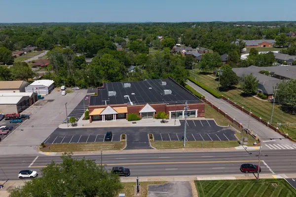 907 W Main St, Lebanon, TN 37087