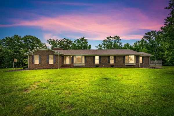 28 Ok Rd, Lawrenceburg, TN 38464