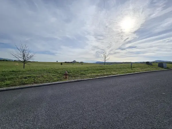 98 River Ridge Drive, Dunlap, TN 37327