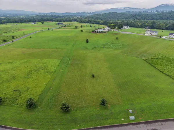 98 River Ridge Drive, Dunlap, TN 37327