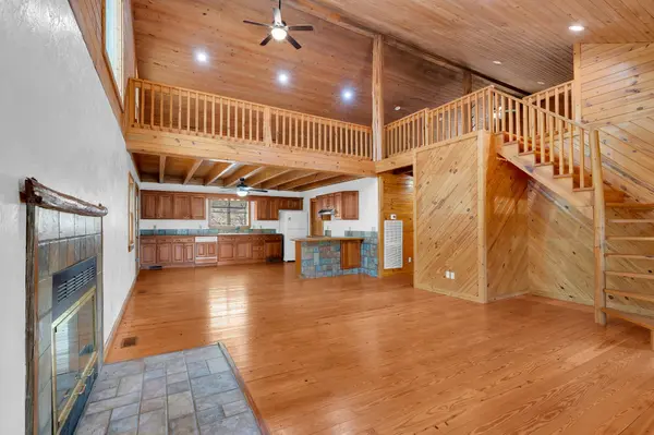 551 Shippmans Creek Rd, Wartrace, TN 37183
