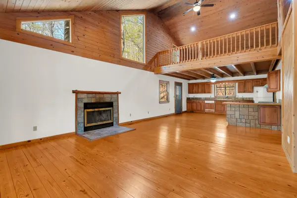 551 Shippmans Creek Rd, Wartrace, TN 37183