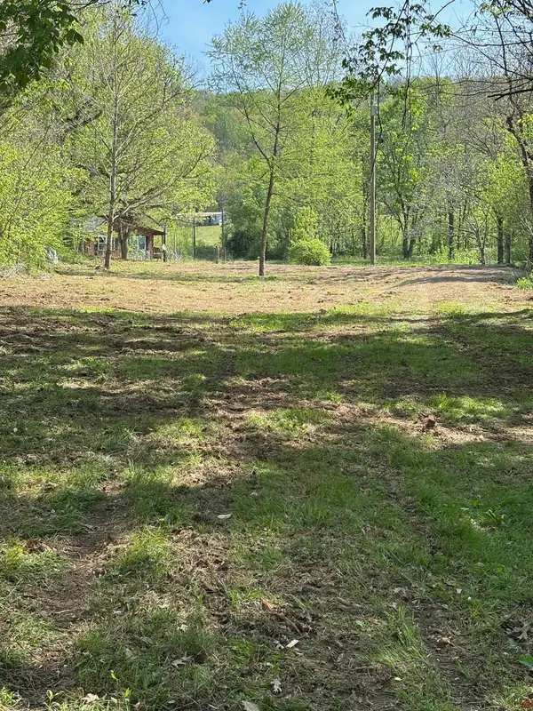 7792 Burks Rd, Christiana, TN 37037