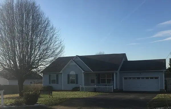 1706 Brittany Ct, Columbia, TN 38401