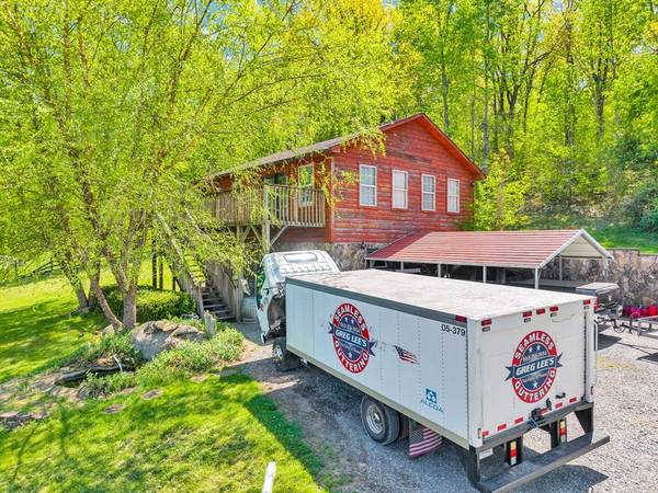 3635 Louisville Rd, Louisville, TN 37777