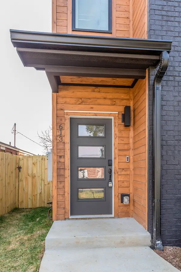 613A 21st Ave #N, Nashville, TN 37203