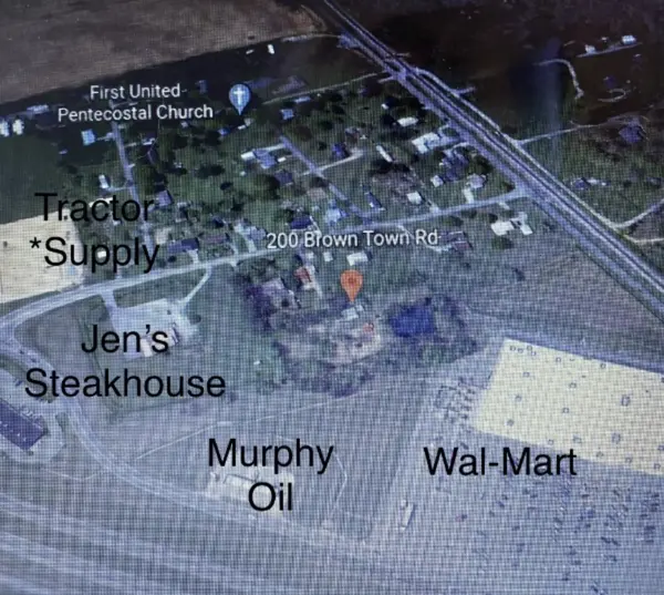 200 Brown Town Rd, Waverly, TN 37185