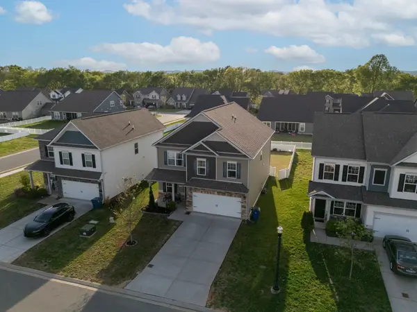 315 Petunia Dr, Smyrna, TN 37167