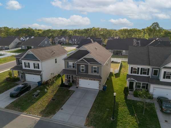 315 Petunia Dr, Smyrna, TN 37167