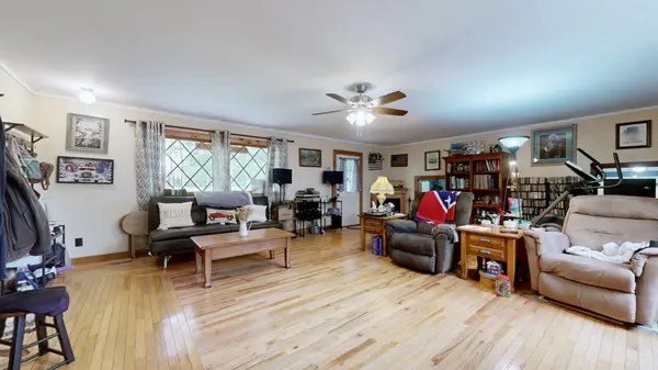 1091 Browns Ln, Gallatin, TN 37066