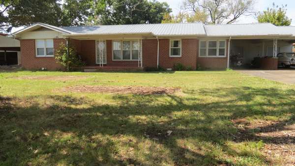 1318 Vise Loop, Decaturville, TN 38329