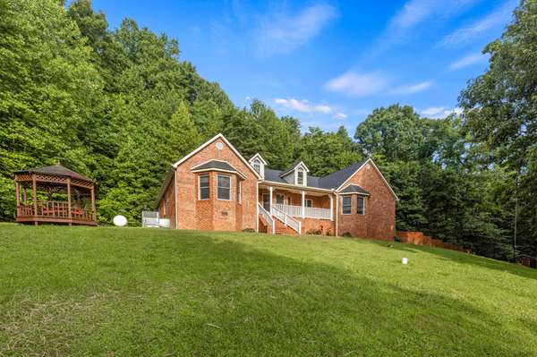 3850 Stagecoach Road, South Pittsburg, TN 37380