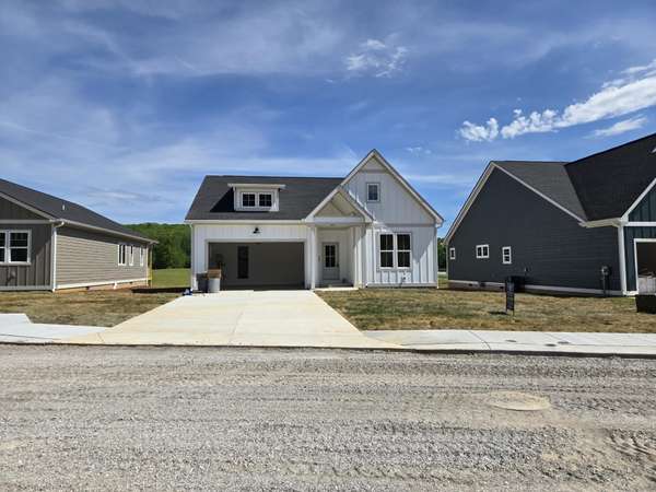 180 Jasper Gulch Drive, Jasper, TN 37347