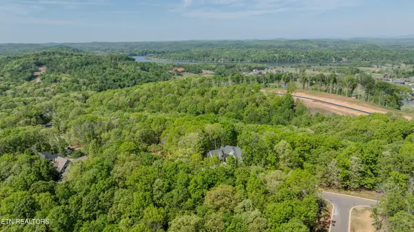 2085 Old Dogwood Tr, Loudon, TN 37774