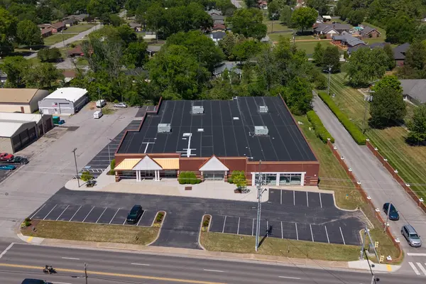 907 W Main St, Lebanon, TN 37087