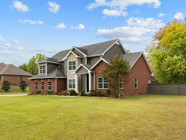 650 Dixie Bee Rd, Clarksville, TN 37043