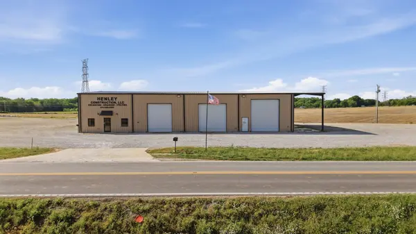 1087 Aedc Rd, Winchester, TN 37398