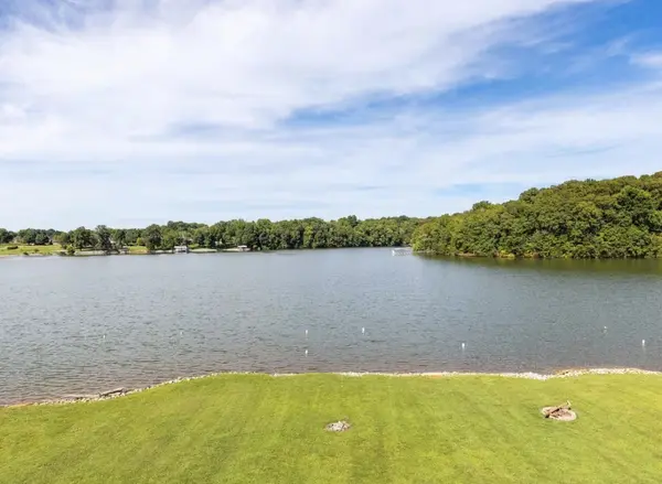 100 Barefoot Way, Winchester, TN 37398